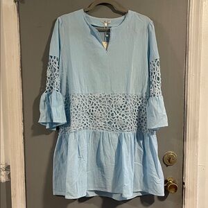 Tyler Boe Light Blue Bell Sleeve Chambray Sheath Dress M Crochet Sheer Arm